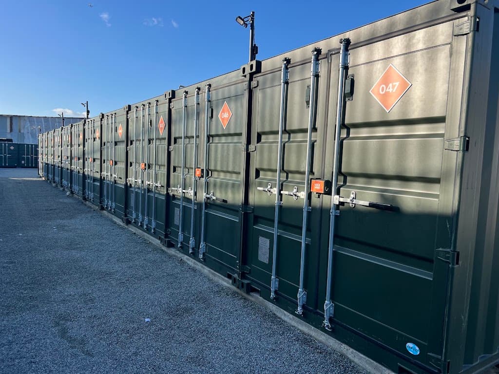 easyStorage Battersea