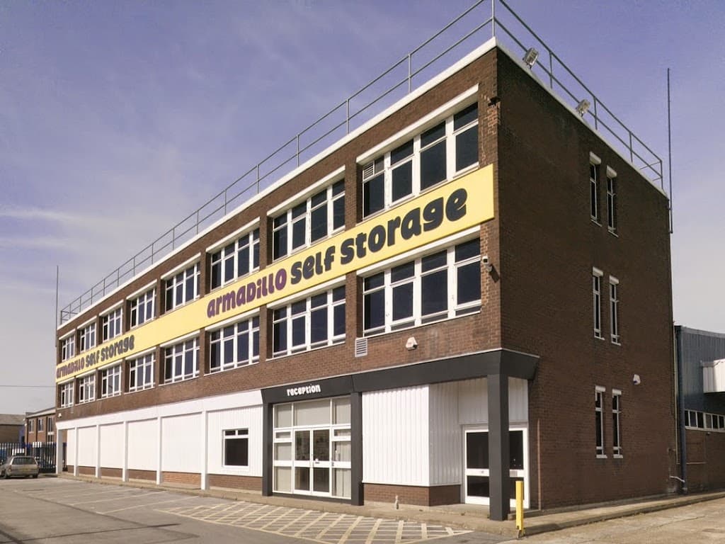 Armadillo Self Storage Hull