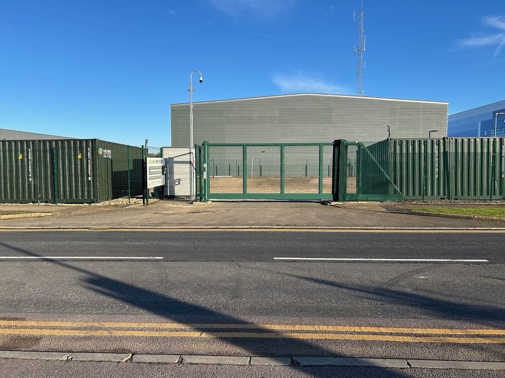Loc-Box Northampton (Lower Farm Rd)
