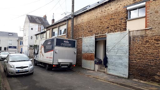 Britannia Robbins - Robbins & Sons Removals Wales — Customer photo