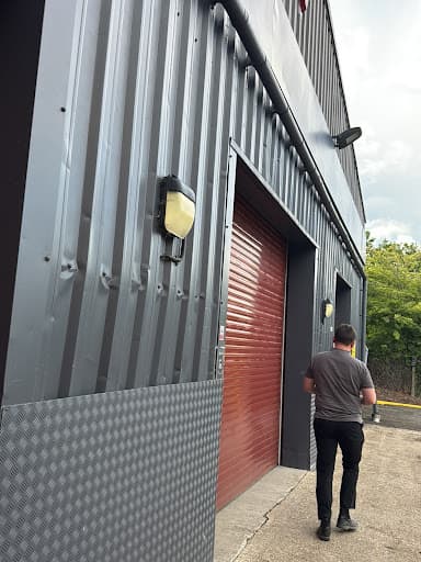StorageMart — Customer photo